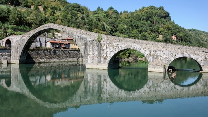 Ponte della Maddalena, Borgo a Mozzano, Toscana, Italia